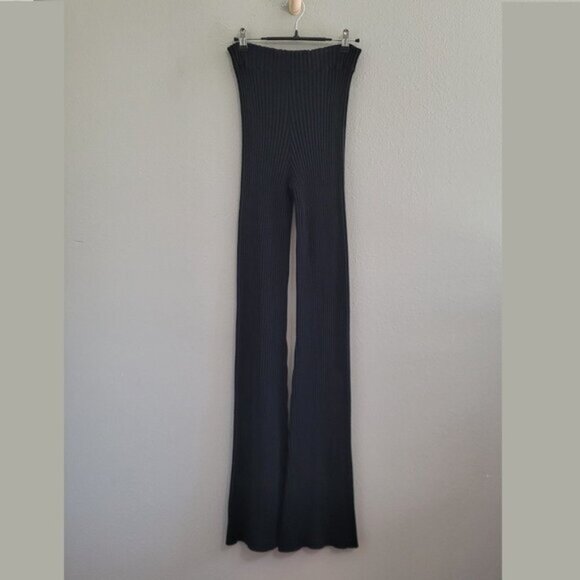Andrea Adamo Statement Stretchy Ribbed Knit Flared Pants With Waist Cutout - Picture 4 of 8